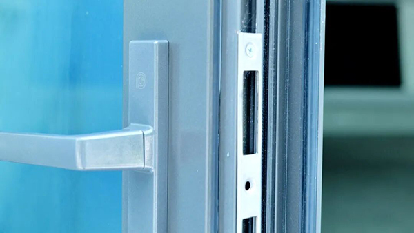 door-hardware (2)