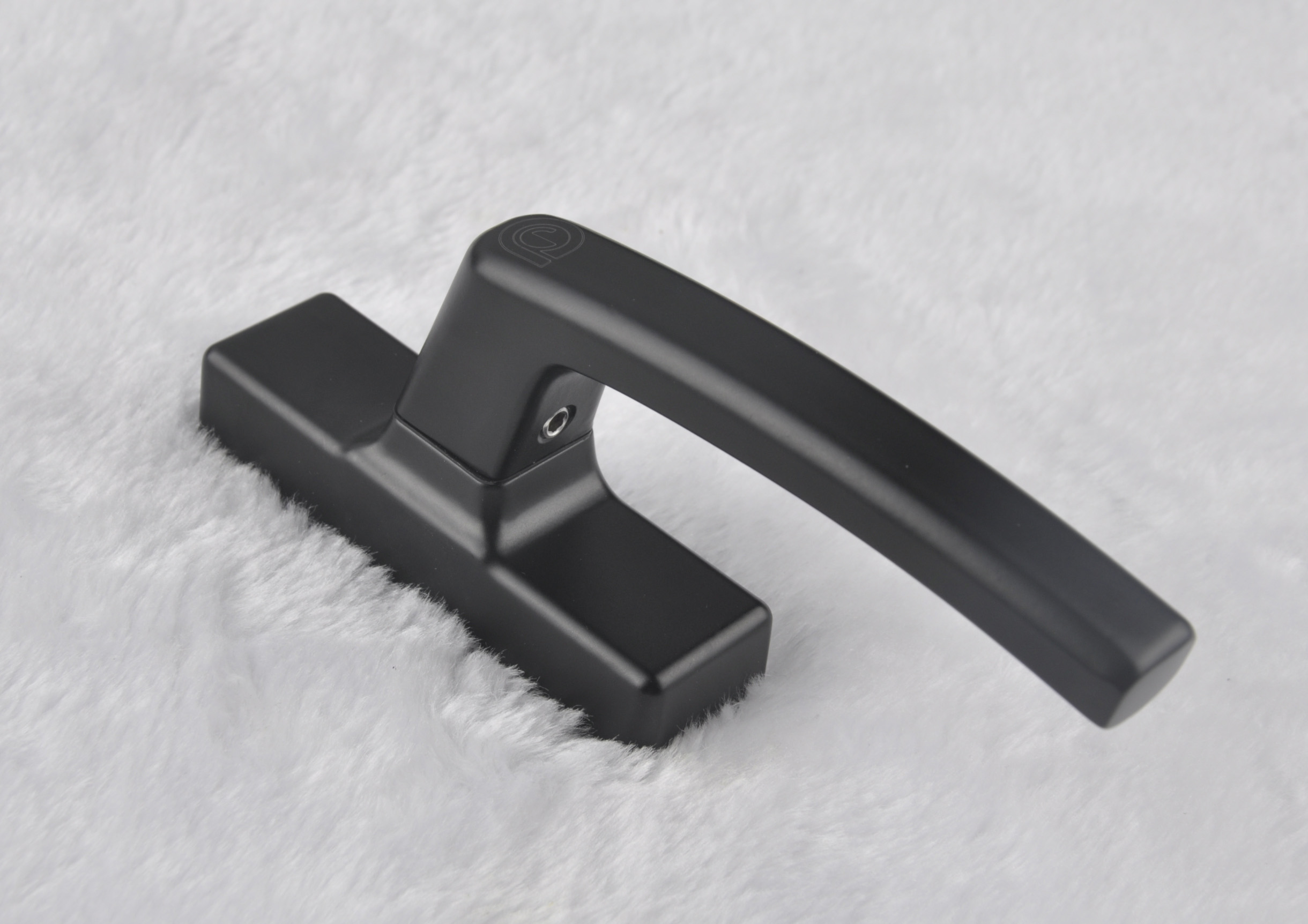 black-window-handle black-window-handle